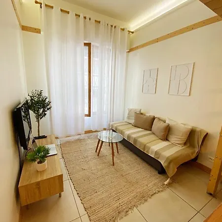 Proche De La Vieille Et Des Plages, Et Parking Gratuit ! Apartament Antibes