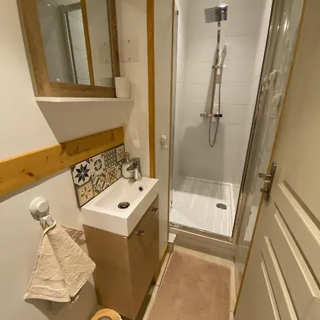 Apartament Proche De La Vieille Et Des Plages, Et Parking Gratuit !