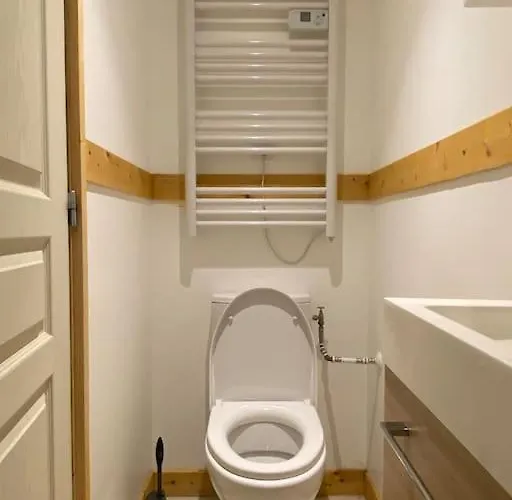 Appartement Proche De La Vieille Et Des Plages, Et Parking Gratuit ! *